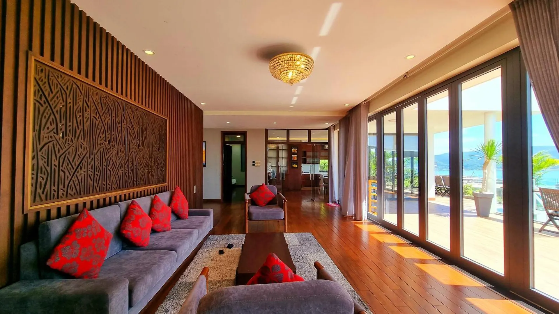 The Hill Ocean Villa With 5 Bedrooms And Infinity Pool Nha Trang 0*,  Vietnam